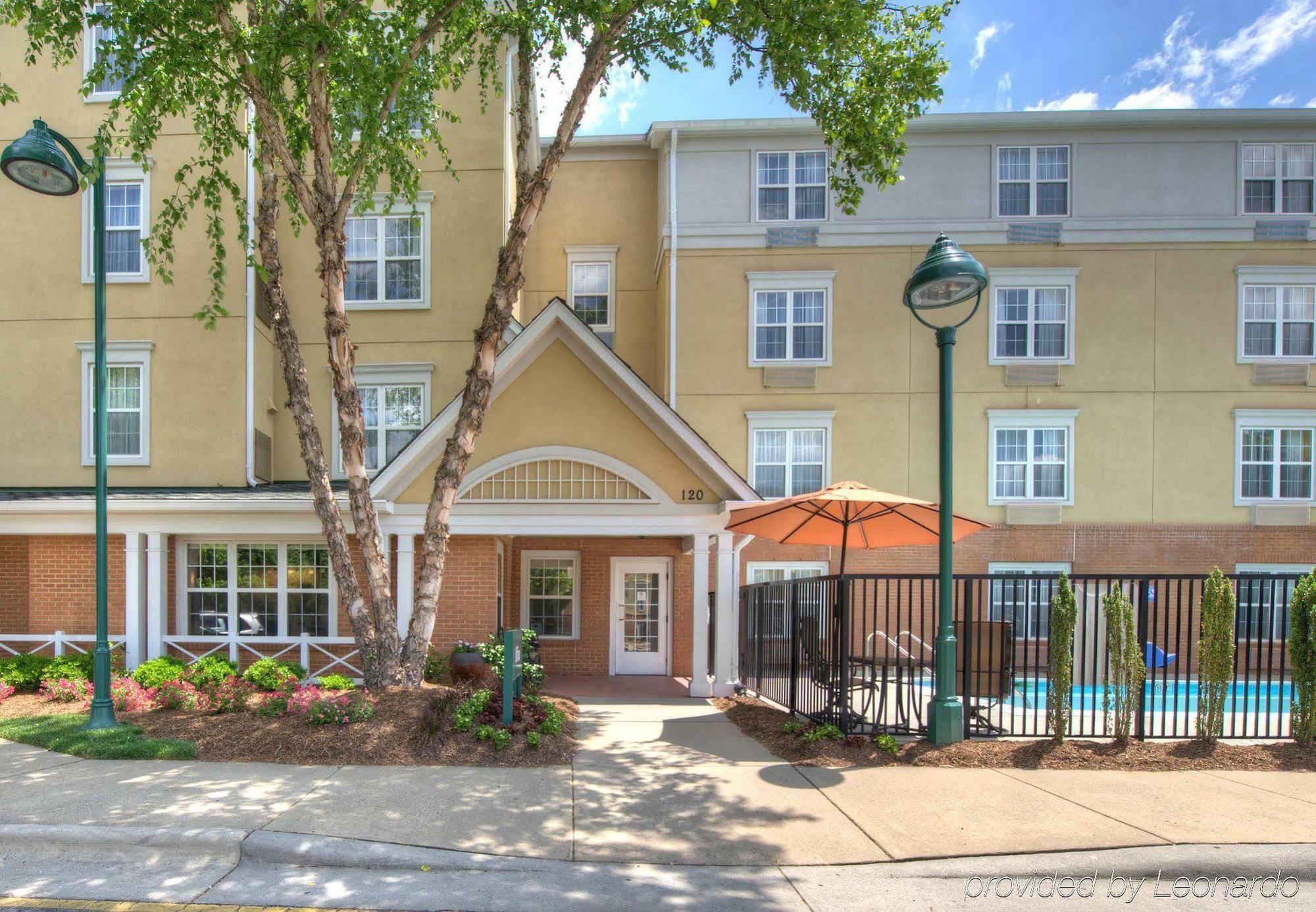 Towneplace Suites Raleigh Cary/Weston Parkway Eksteriør billede